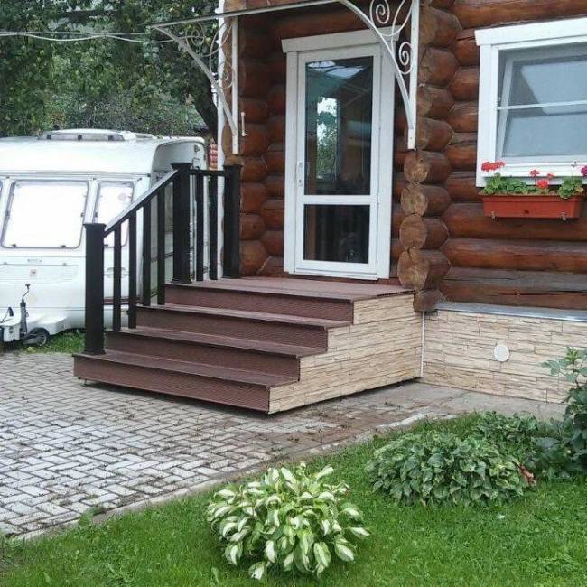 Подступёнок HOLZHOF с тиснением "Кольца дерева", 150*12*4000 мм, янтарь (песочный) Подступёнок HOLZHOF с тиснением "Кольца дерева", 150*12*4000 мм, янтарь (песочный)