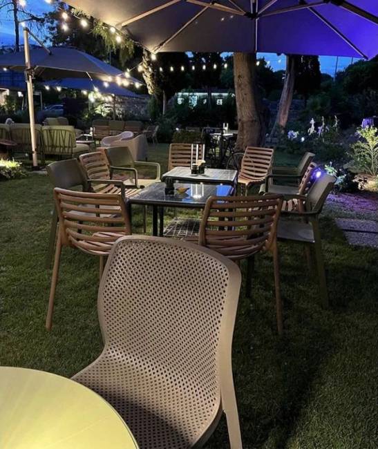 Стул пластиковый Doga Bistrot капучино 530х550х825 мм