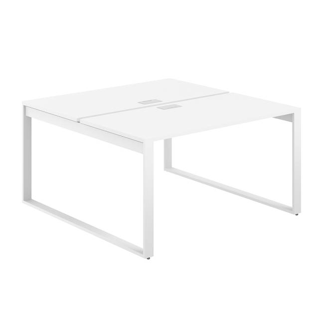 AG.147.WH.L.72.WH  / Рабочая станция 2400х1638х750  / профиль О-образный: 70х20 белый; лючок: серебро; столешница: белый